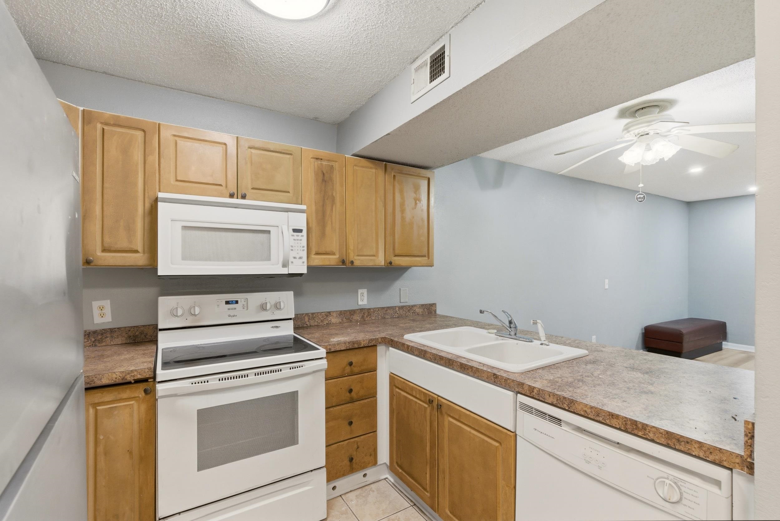 3555 Highway 544 16D