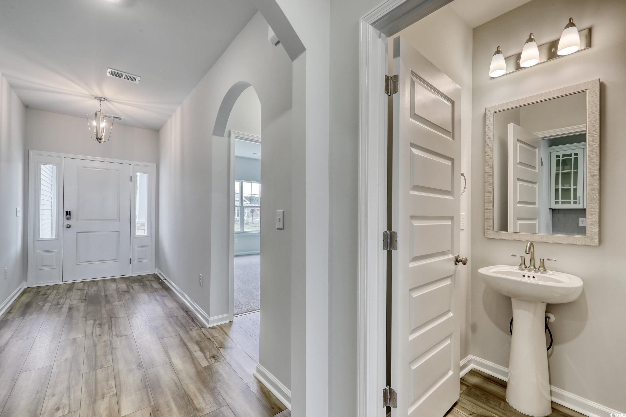 1095 Laconic Dr.