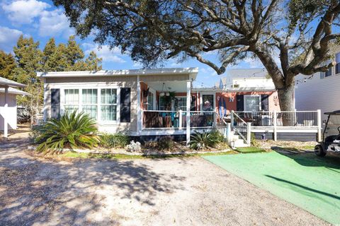 A home in Surfside Beach