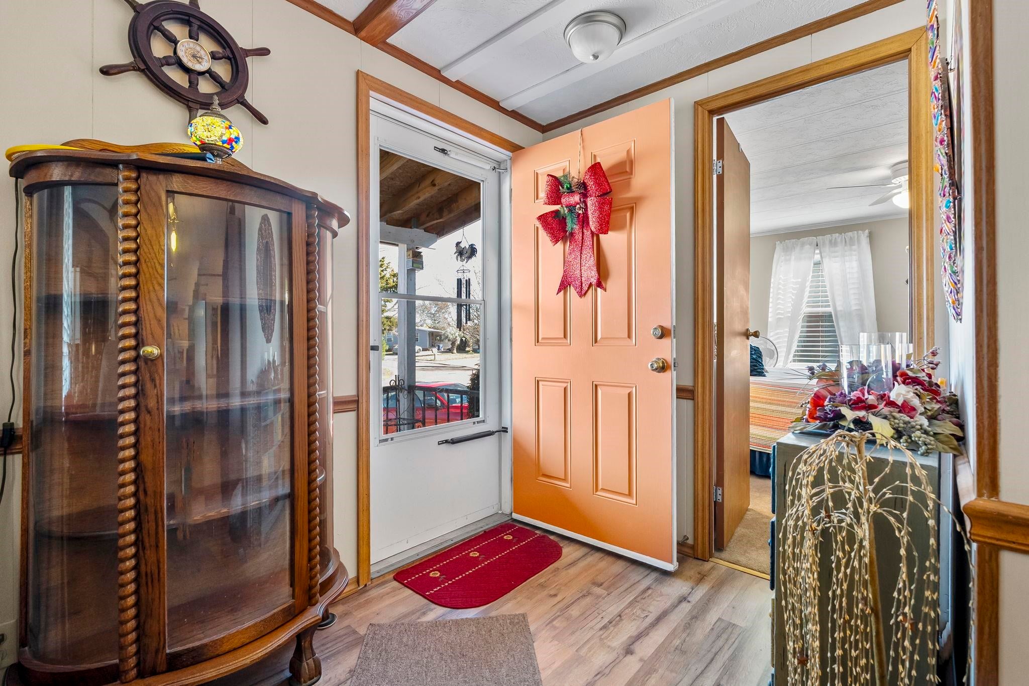 1118 Woodville Circle