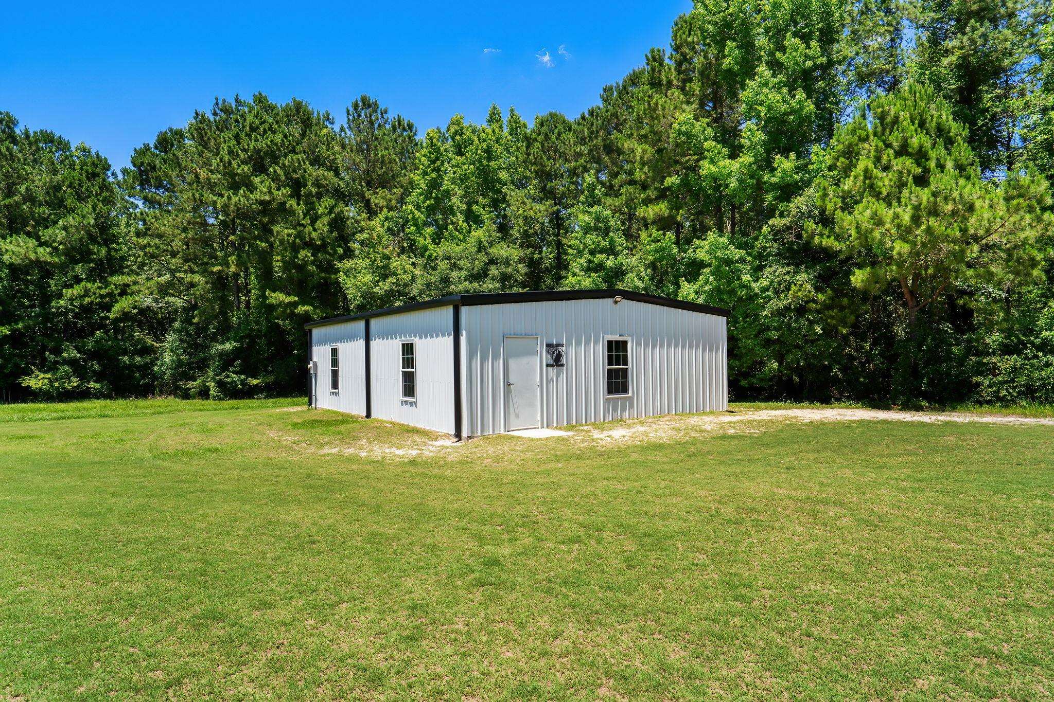 Experience elevated farmhouse living in this exceptional 4 bedroom, 3. – image 58