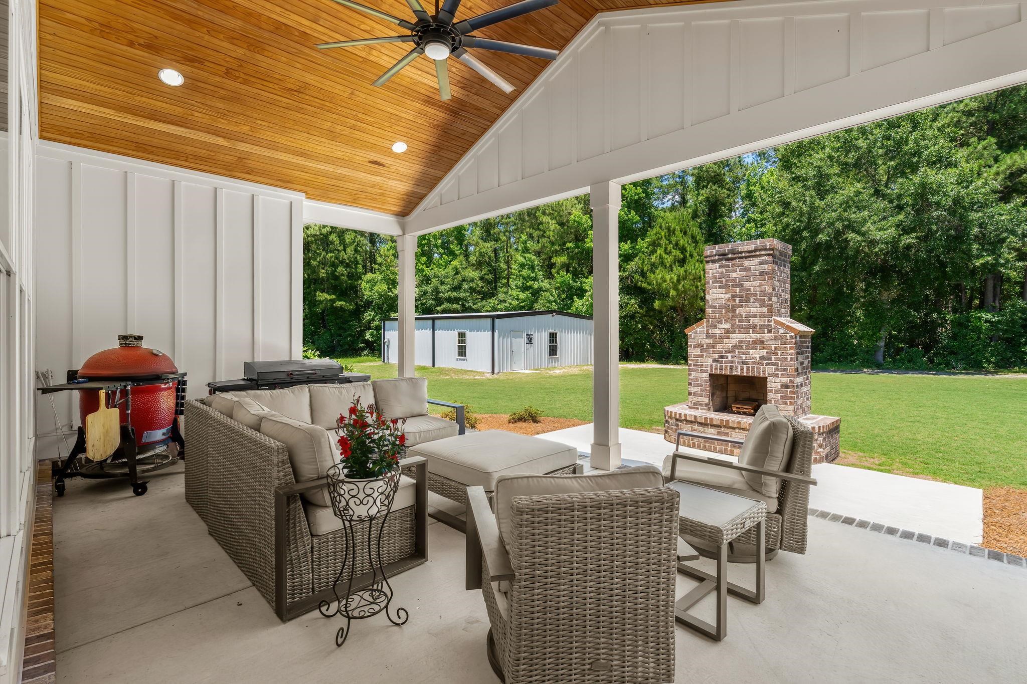 Experience elevated farmhouse living in this exceptional 4 bedroom, 3. – image 53