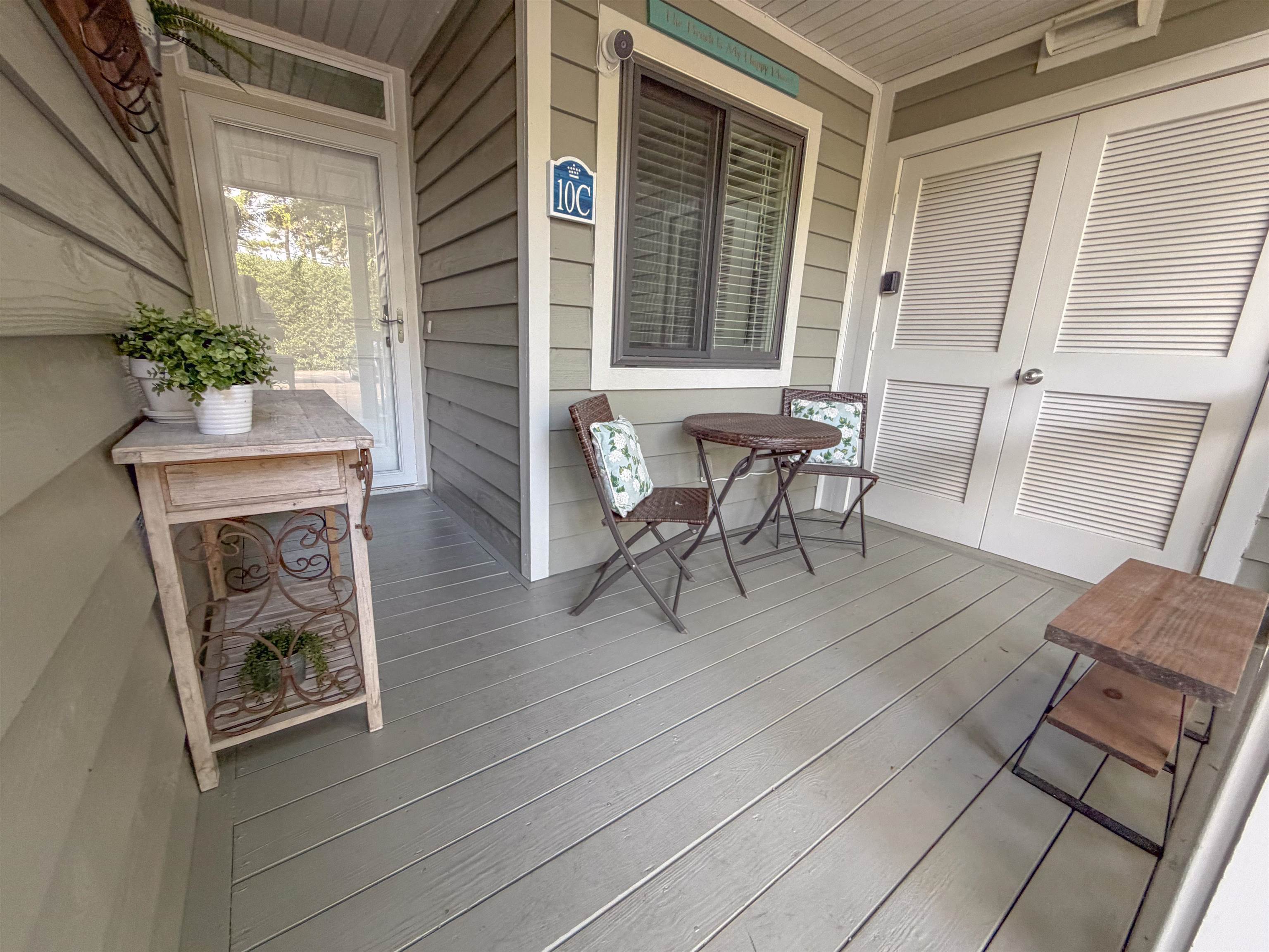 323 Wendover Ct. 10-C