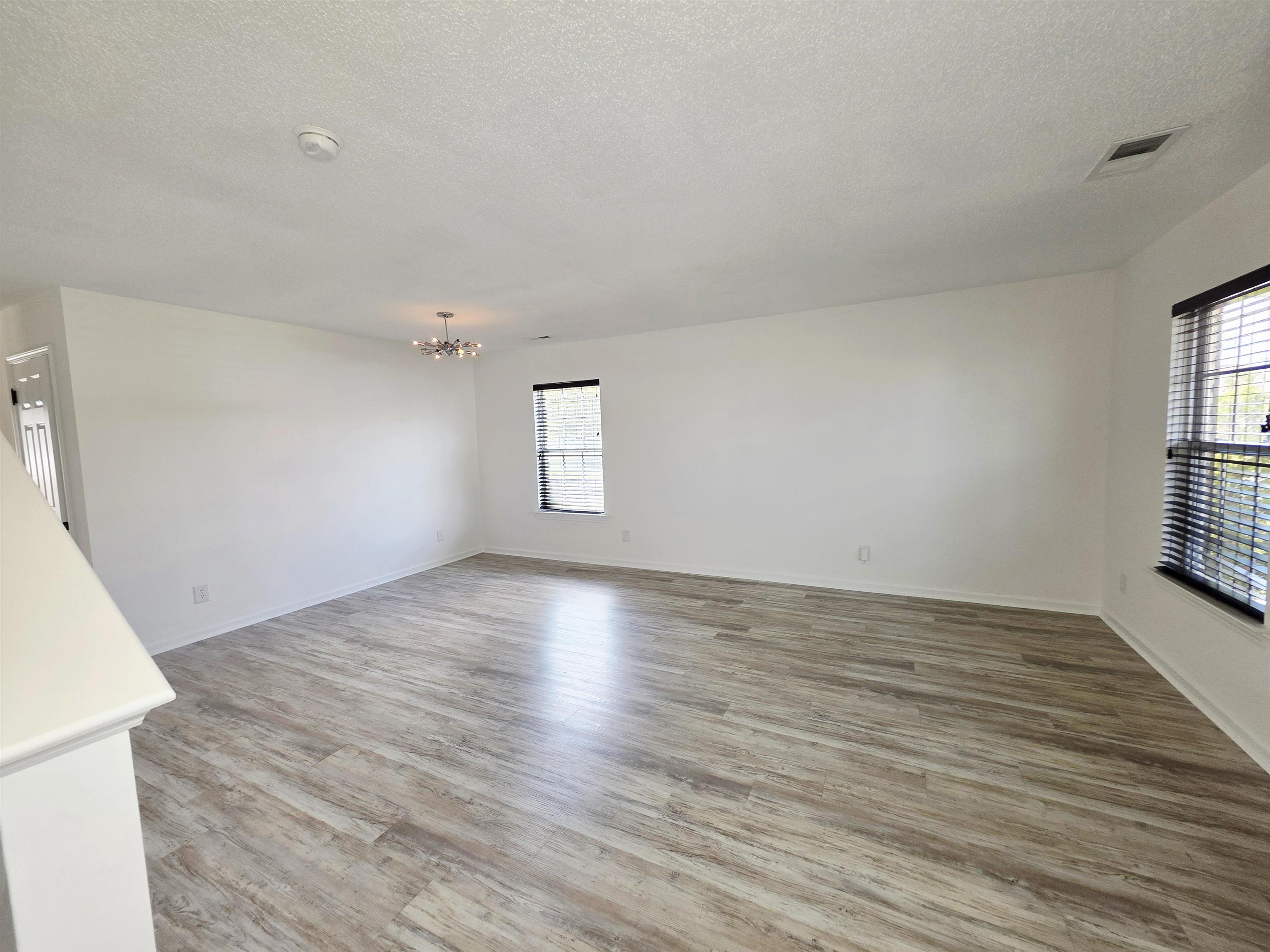 221 Palmetto Glen Dr.