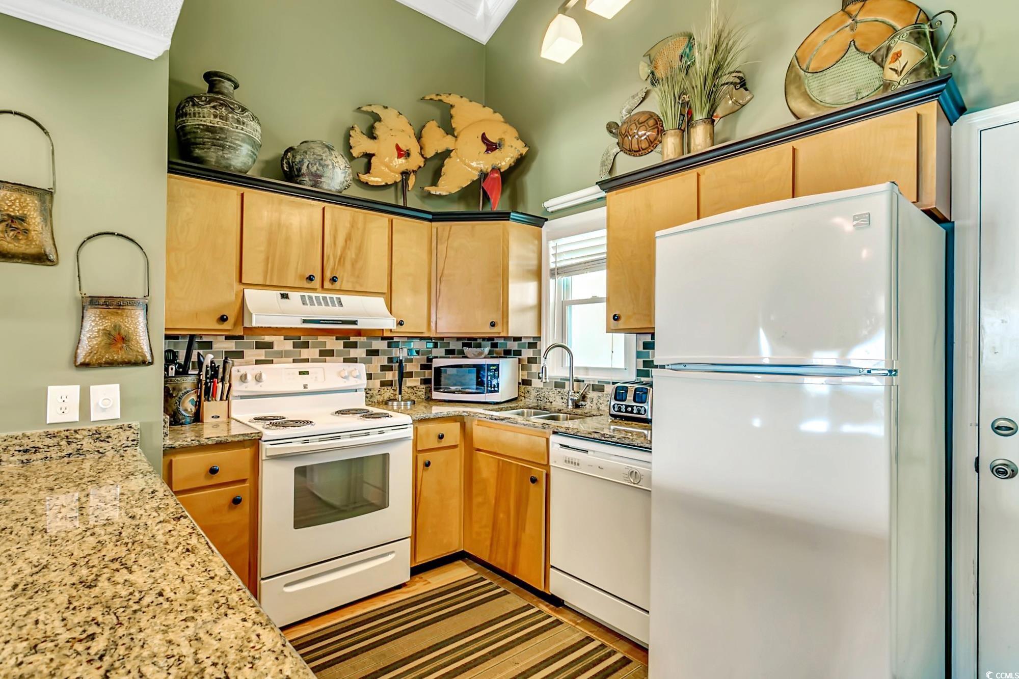 551 S Waccamaw Dr.