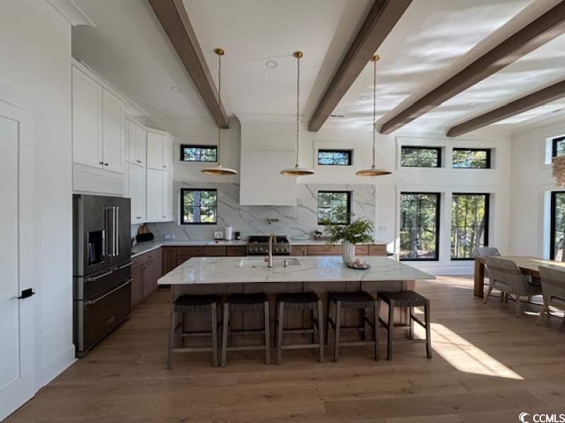 429 Harbour View Dr.
