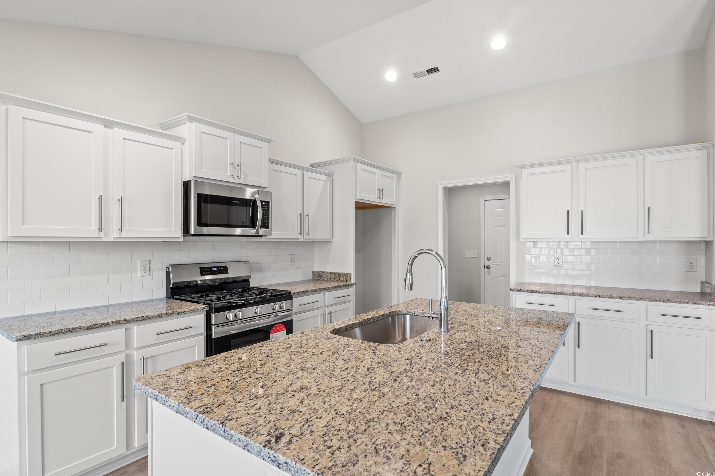 604 Woodside Dr.