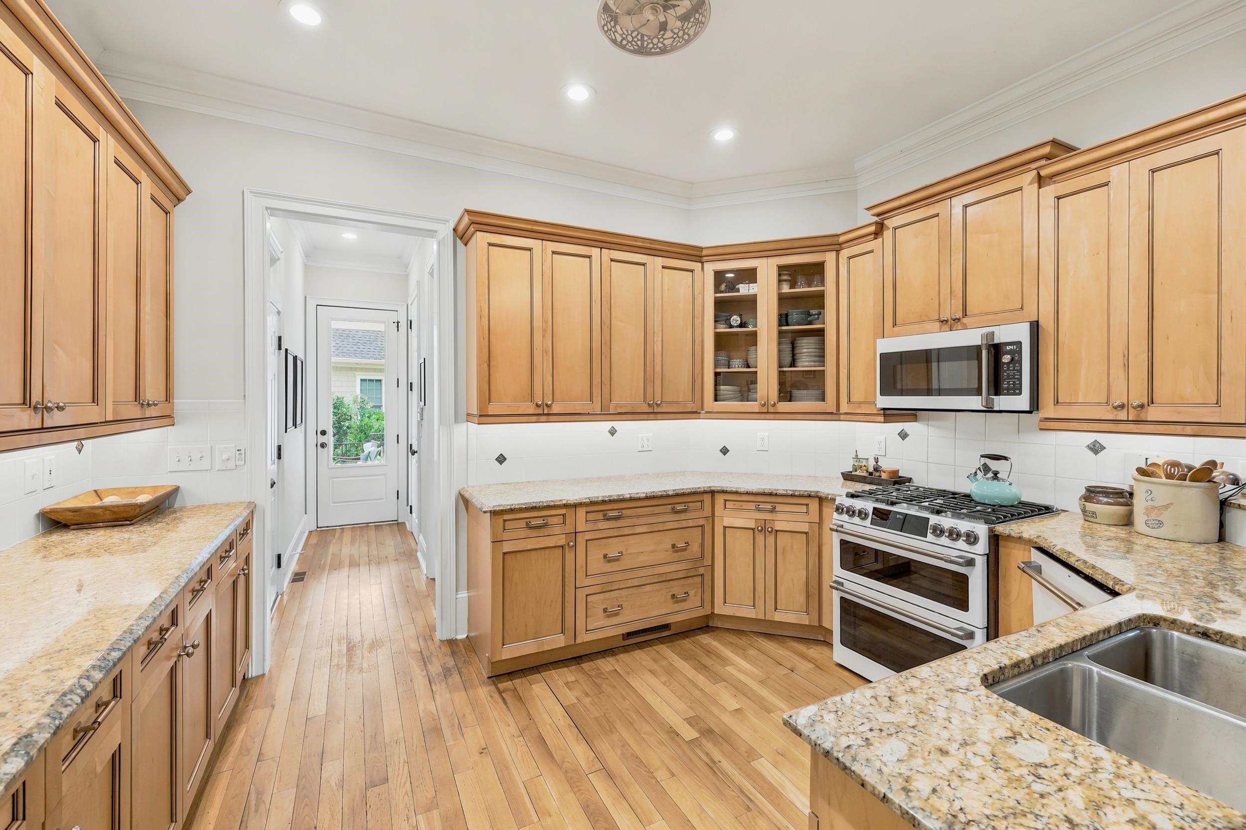 98 Hunters Oak Ct, Pawleys Island, SC, 29585, USA, 4 Bedrooms Bedrooms, ,4 BathroomsBathrooms,Residential,Pending,98 Hunters Oak Ct,2615613