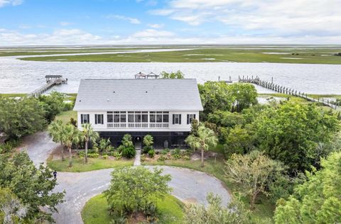 315 Lofton Ct. McClellanville SC 29458