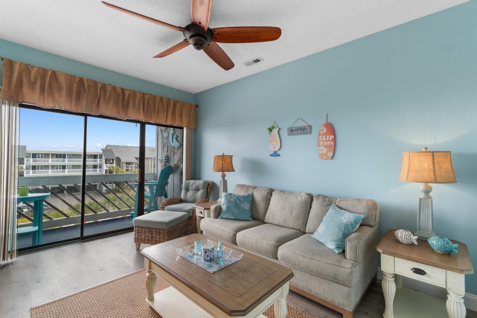 627 N Waccamaw Dr. 312