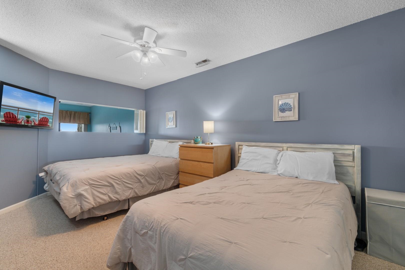 627 N Waccamaw Dr. 312