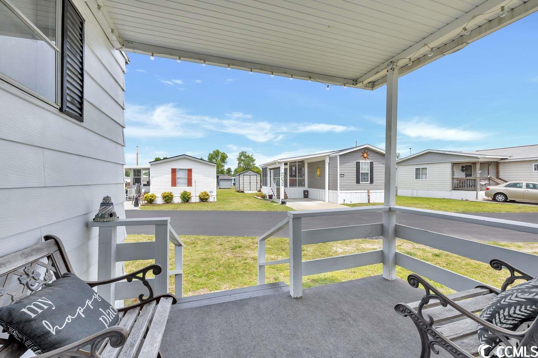 Photo 5 of 26 of 1519 Norris Ave. mobile home