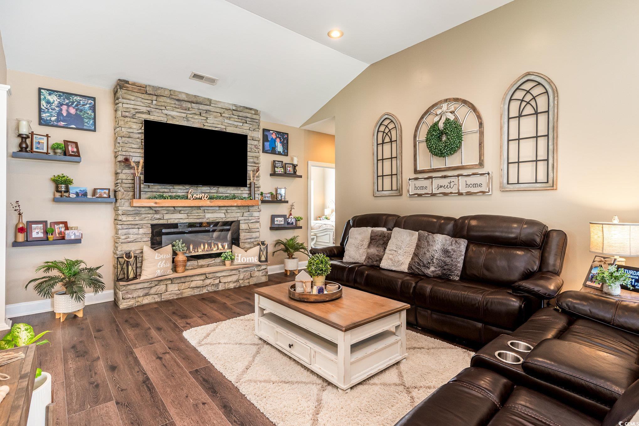 3757 Kingsley Dr.