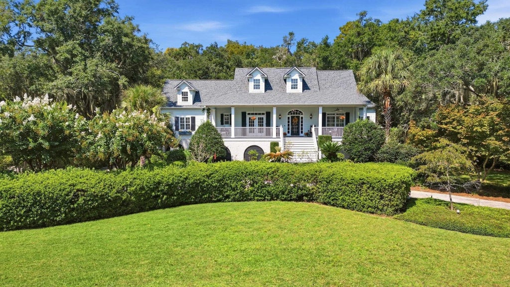 Photo of 49 Red Squirrel Ln, Pawleys Island, SC 29585 (MLS # 2623207)