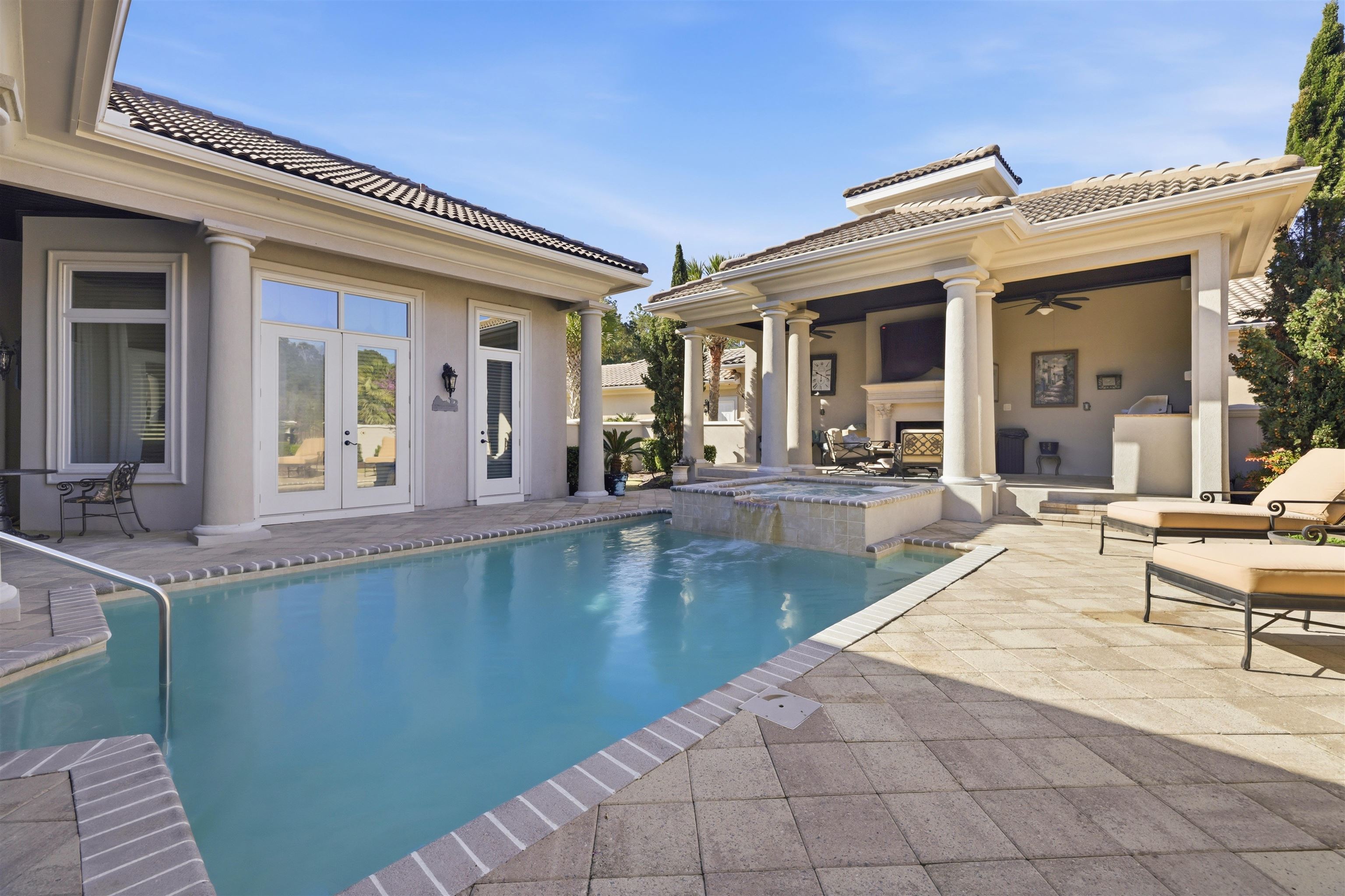 Myrtle Beach, South Carolina, 29579, United States, 4 Bedrooms Bedrooms, ,5 BathroomsBathrooms,Residential,Active,2035693