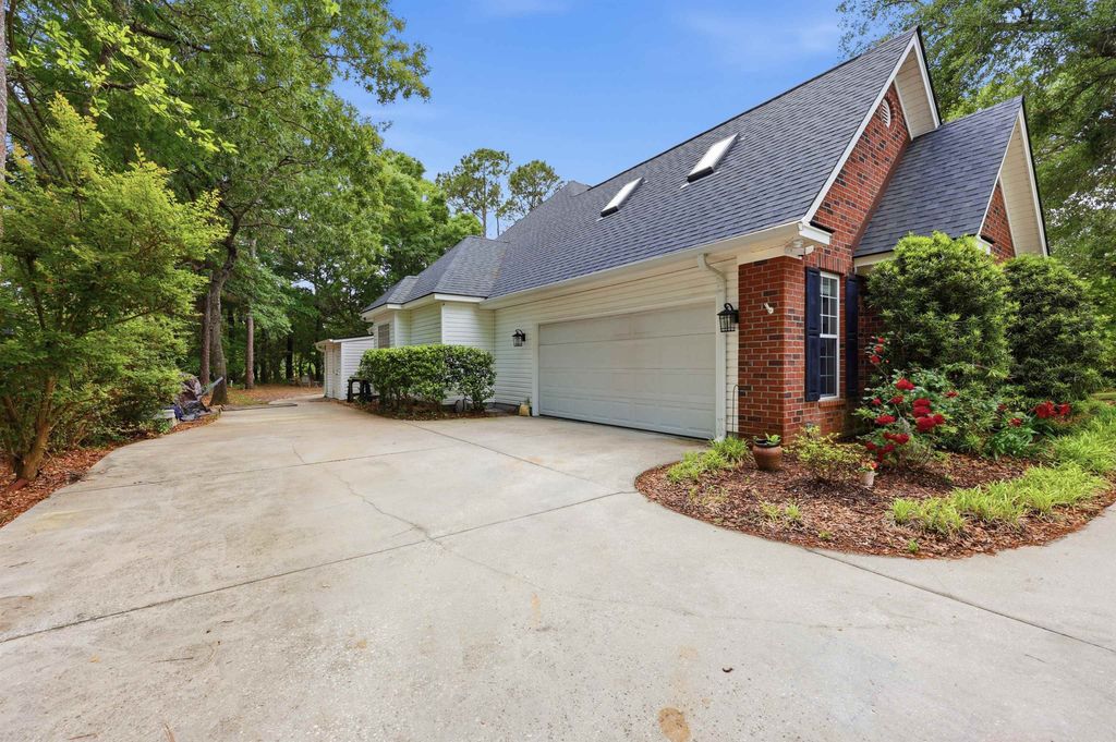 Photo of 275 Oleander Dr, Pawleys Island, SC 29585 (MLS # 2611528)