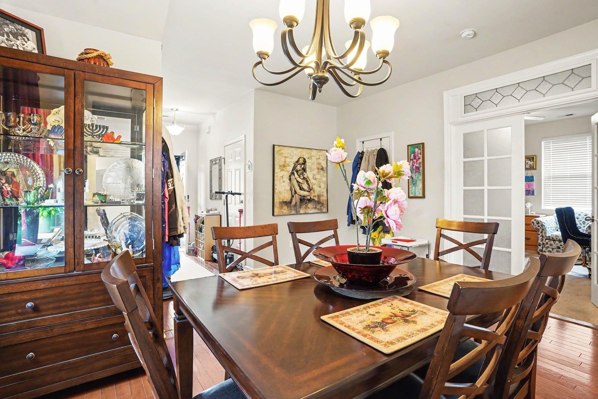 1041 Balmore Dr.
