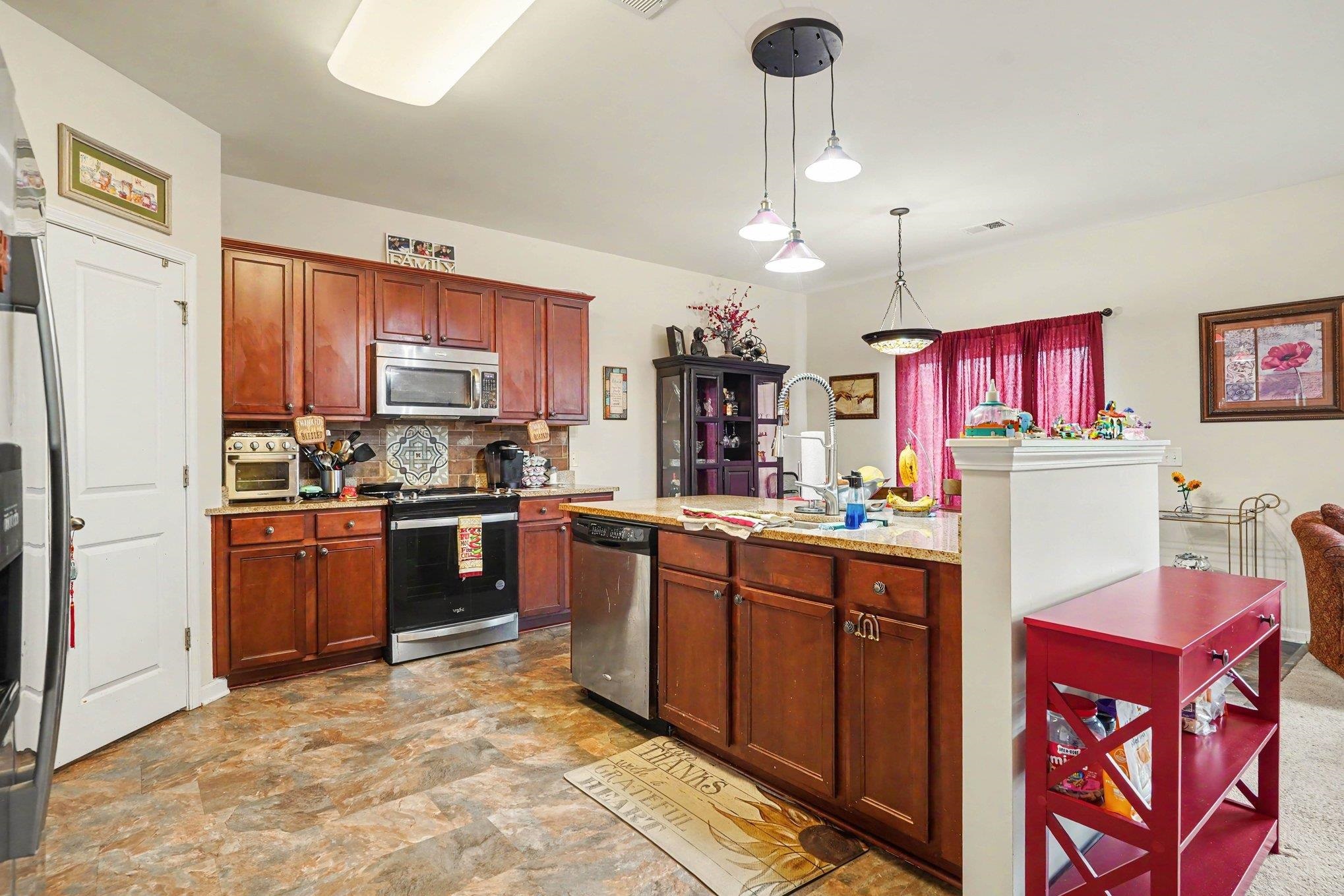 1041 Balmore Dr.