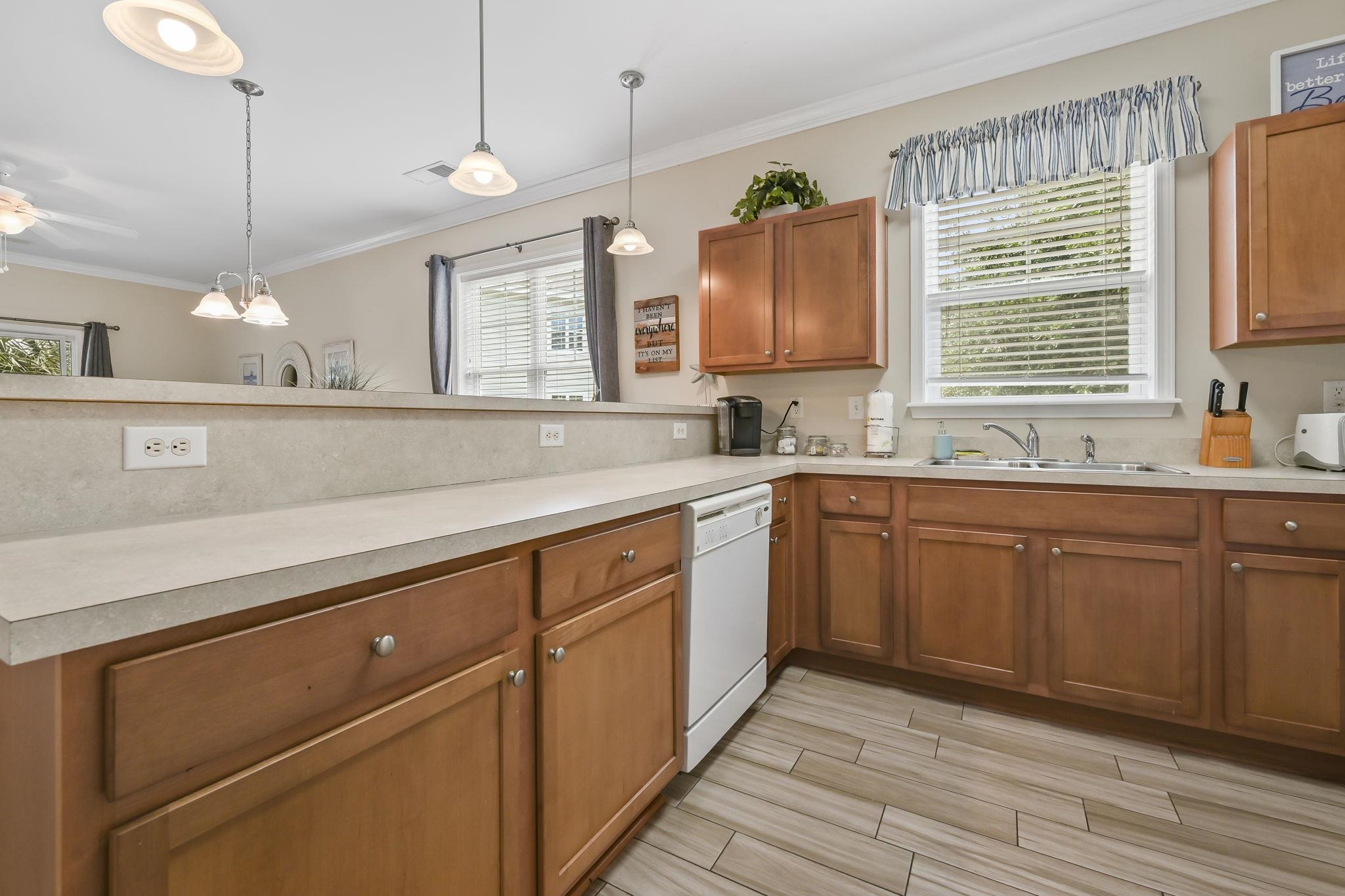 6253 Catalina Dr. 824
