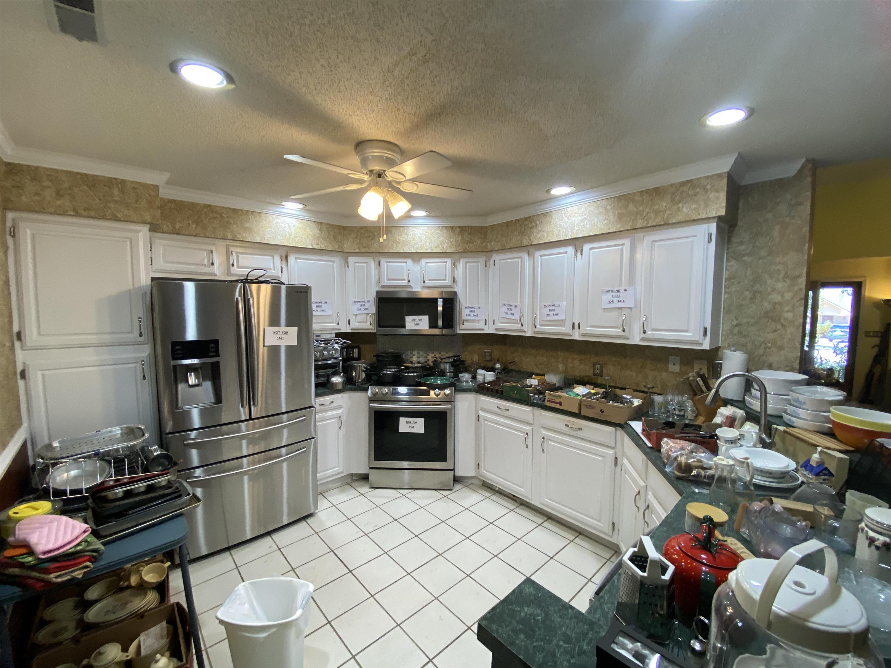 4371 Woodhollow Ln.