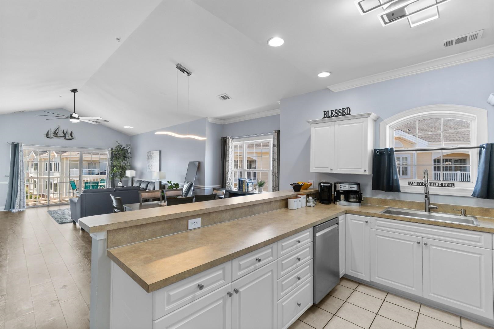 4803 Bovardia Pl. 304