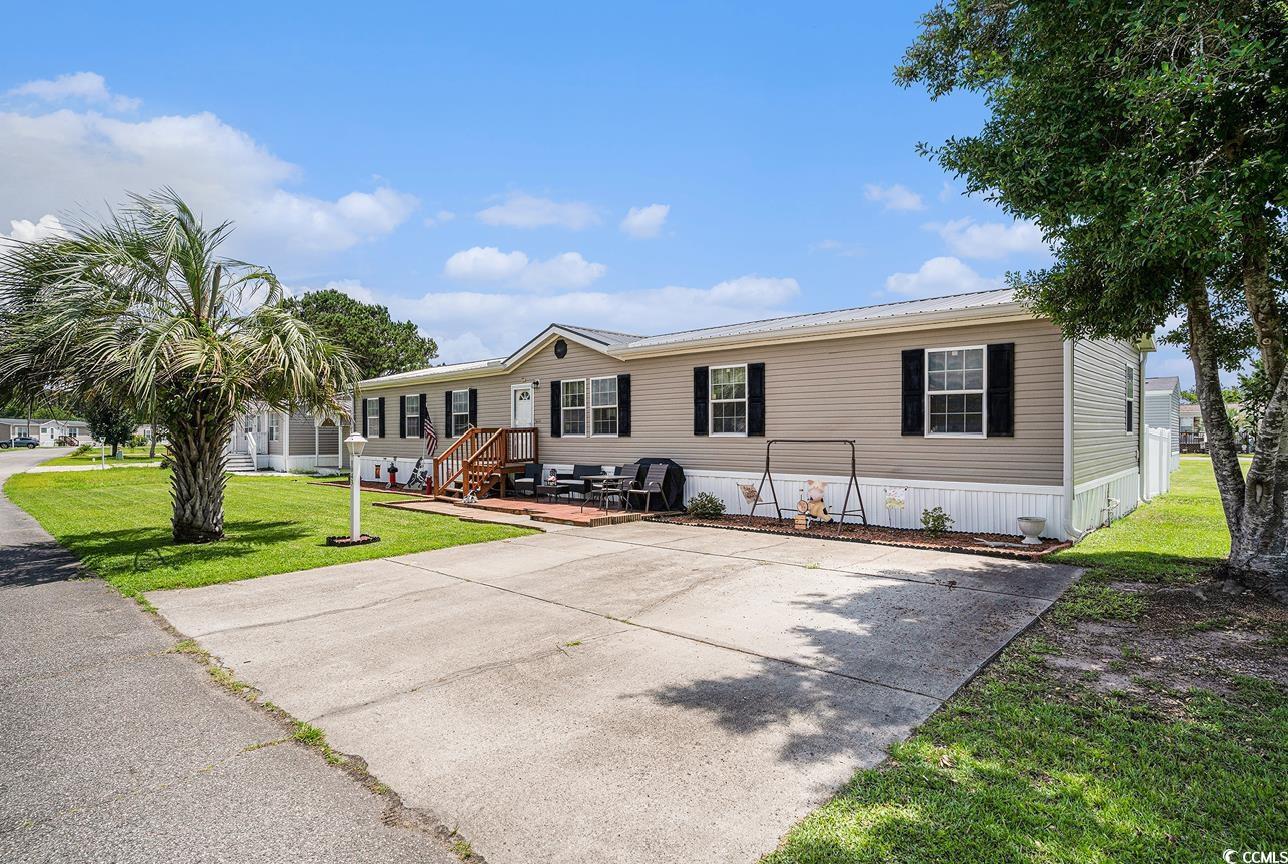 1043 Leebury Ln.