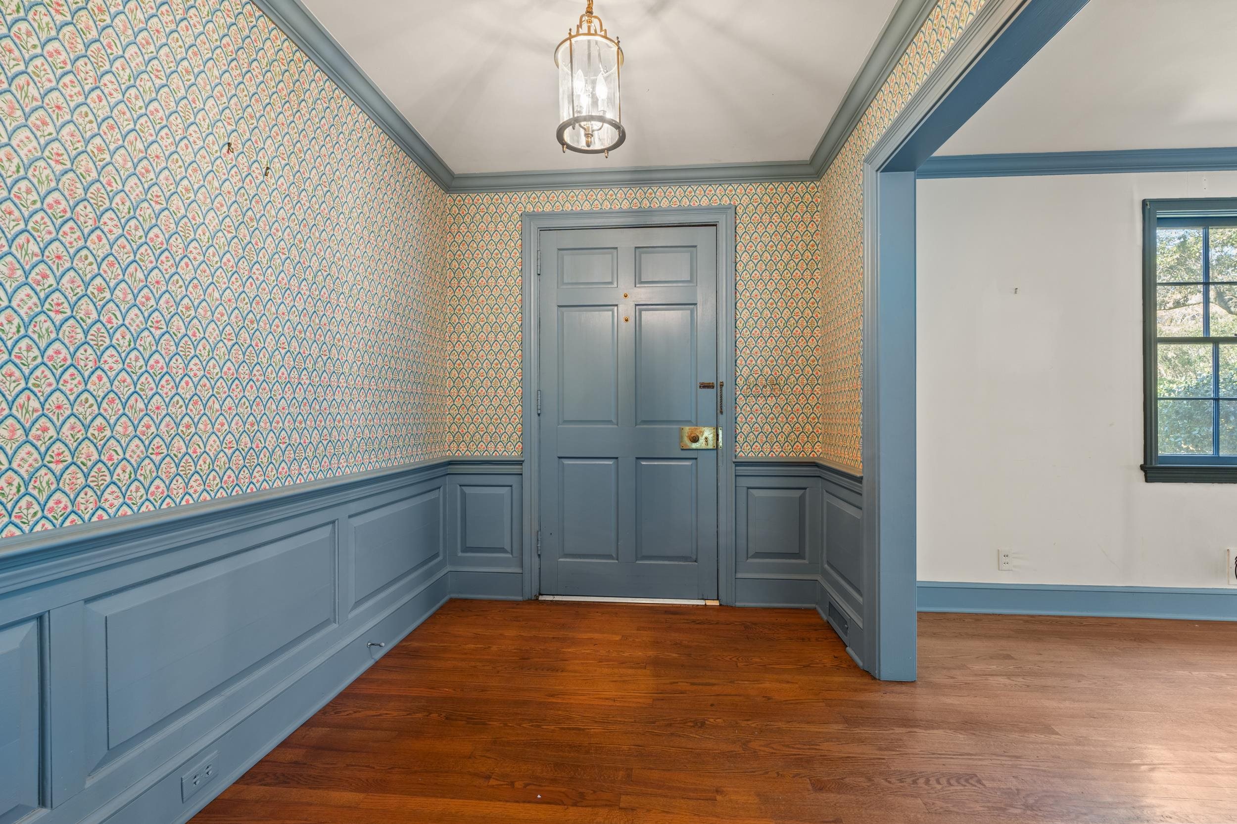 1209 Pinewood Circle