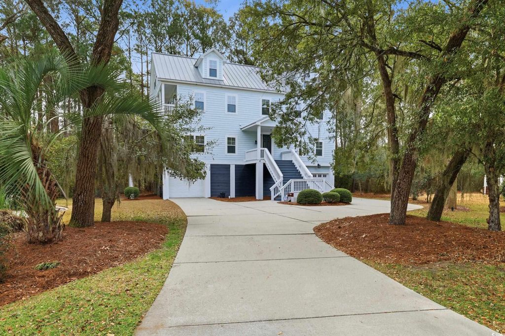 Photo of 49 Schooner Ct, Pawleys Island, SC 29585 (MLS # 2600445)