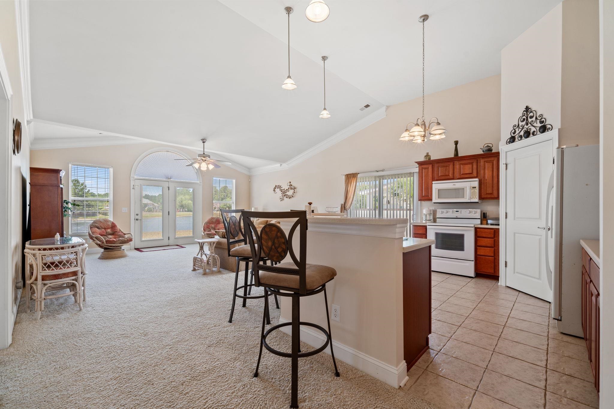 215 Kessinger Dr.