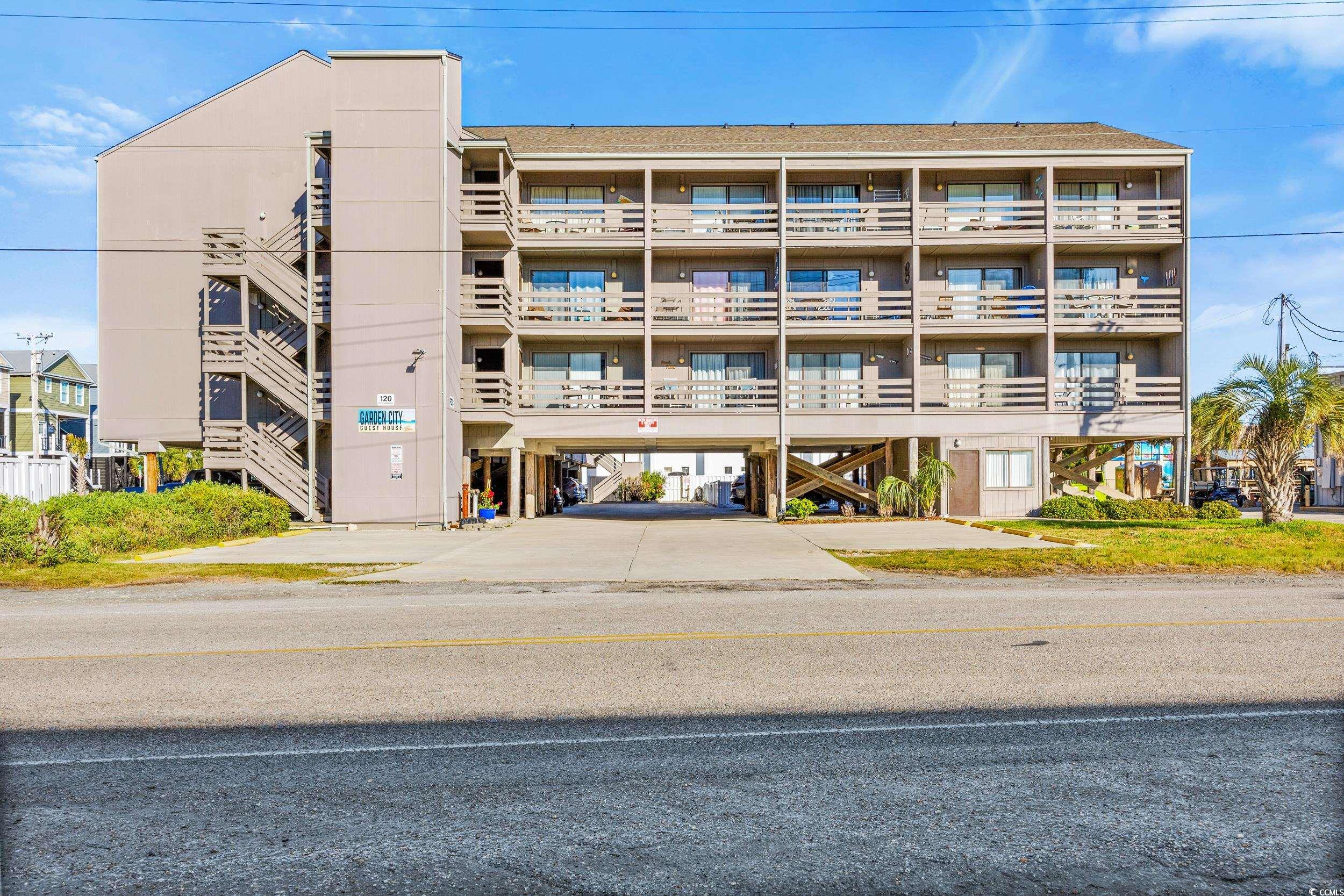 120 Dogwood Dr. N 313
