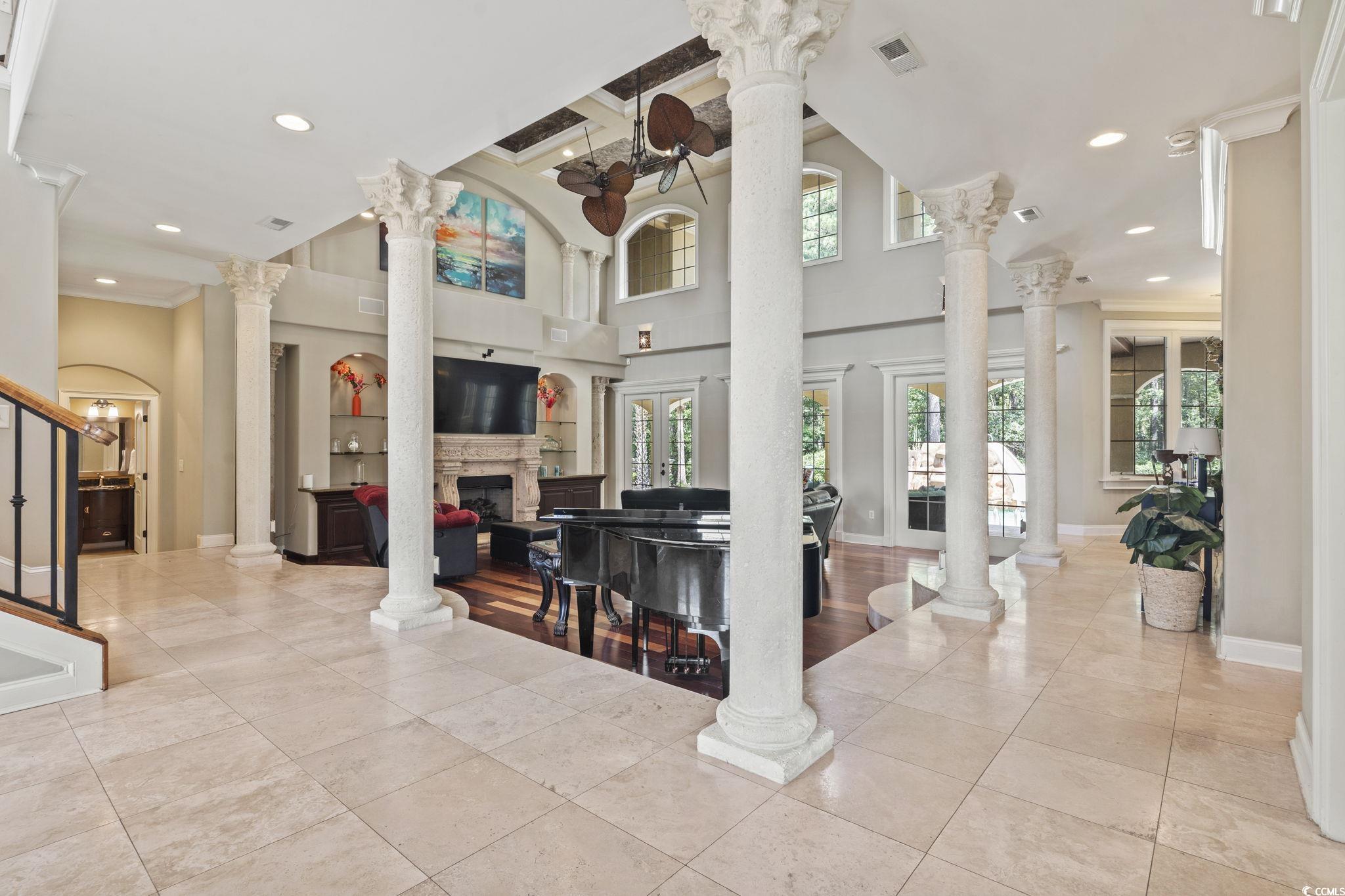664 Oxbow Dr.