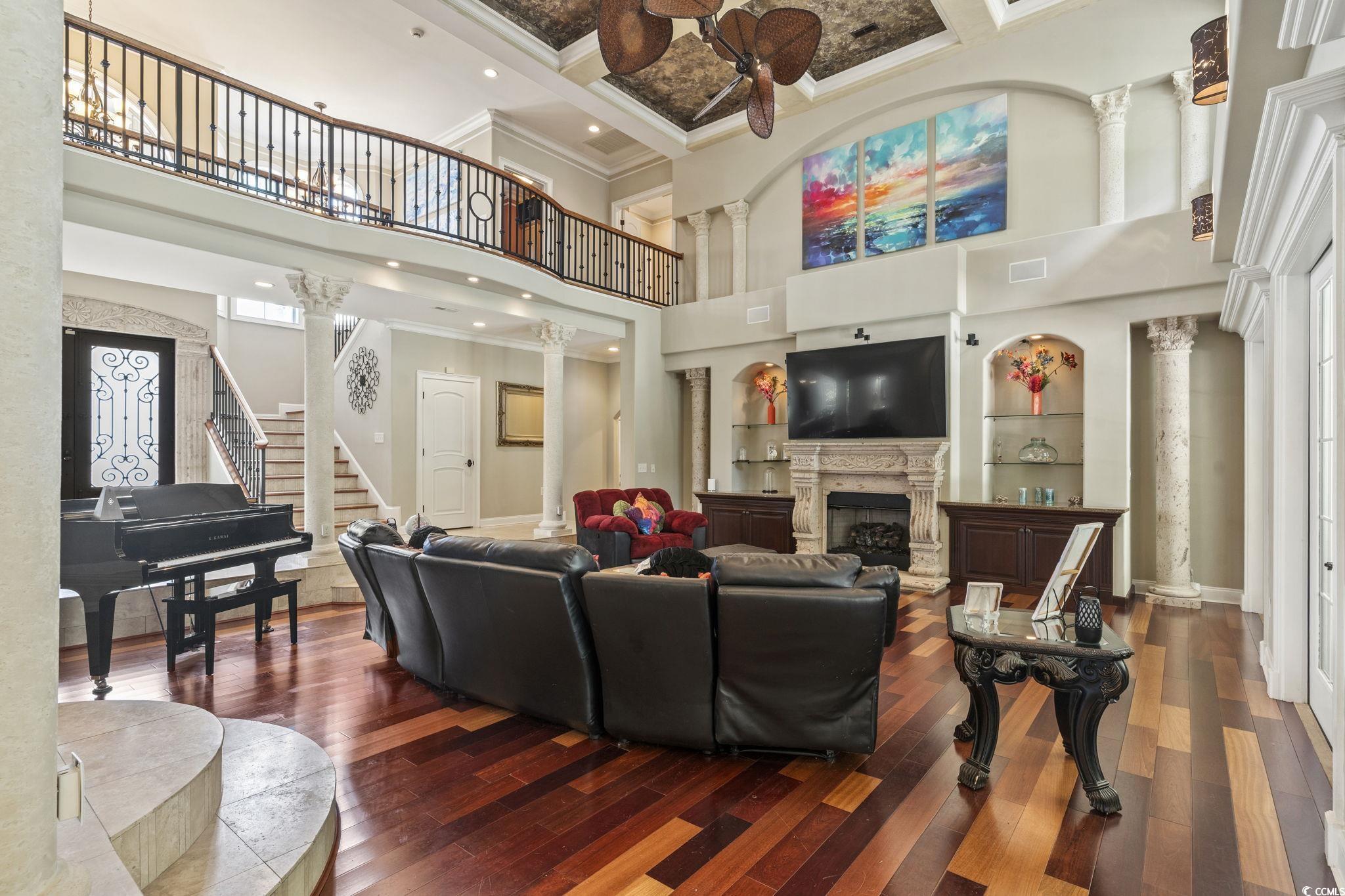 664 Oxbow Dr.