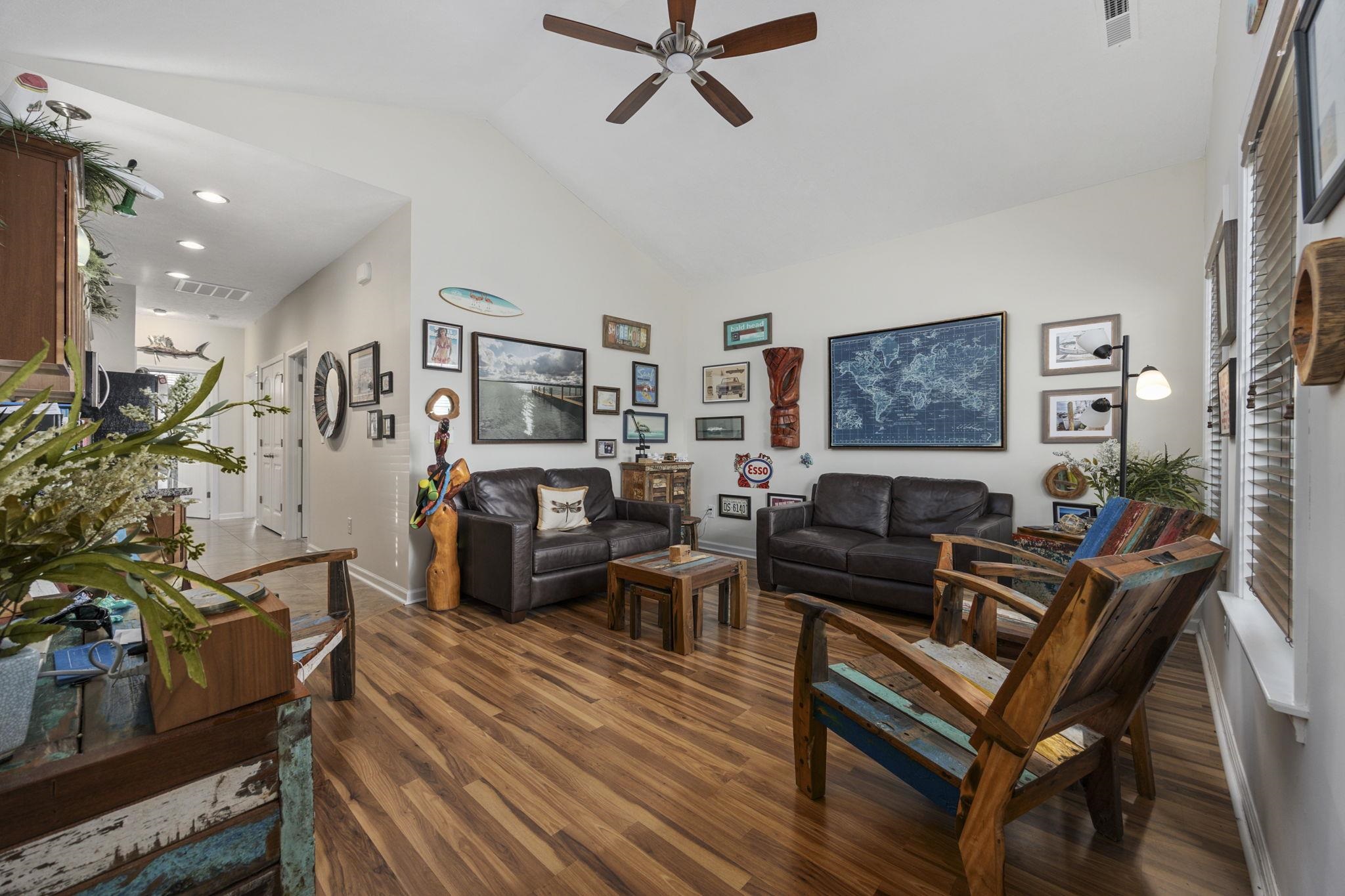 605 Wave Rider Ln. B14-3