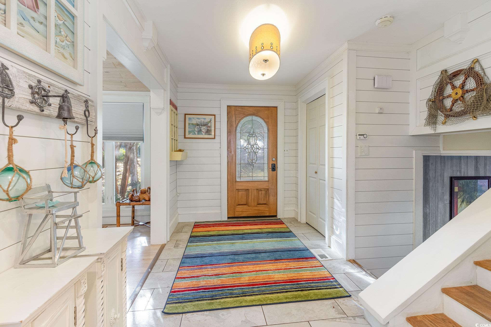 4351 Lakeside Dr.