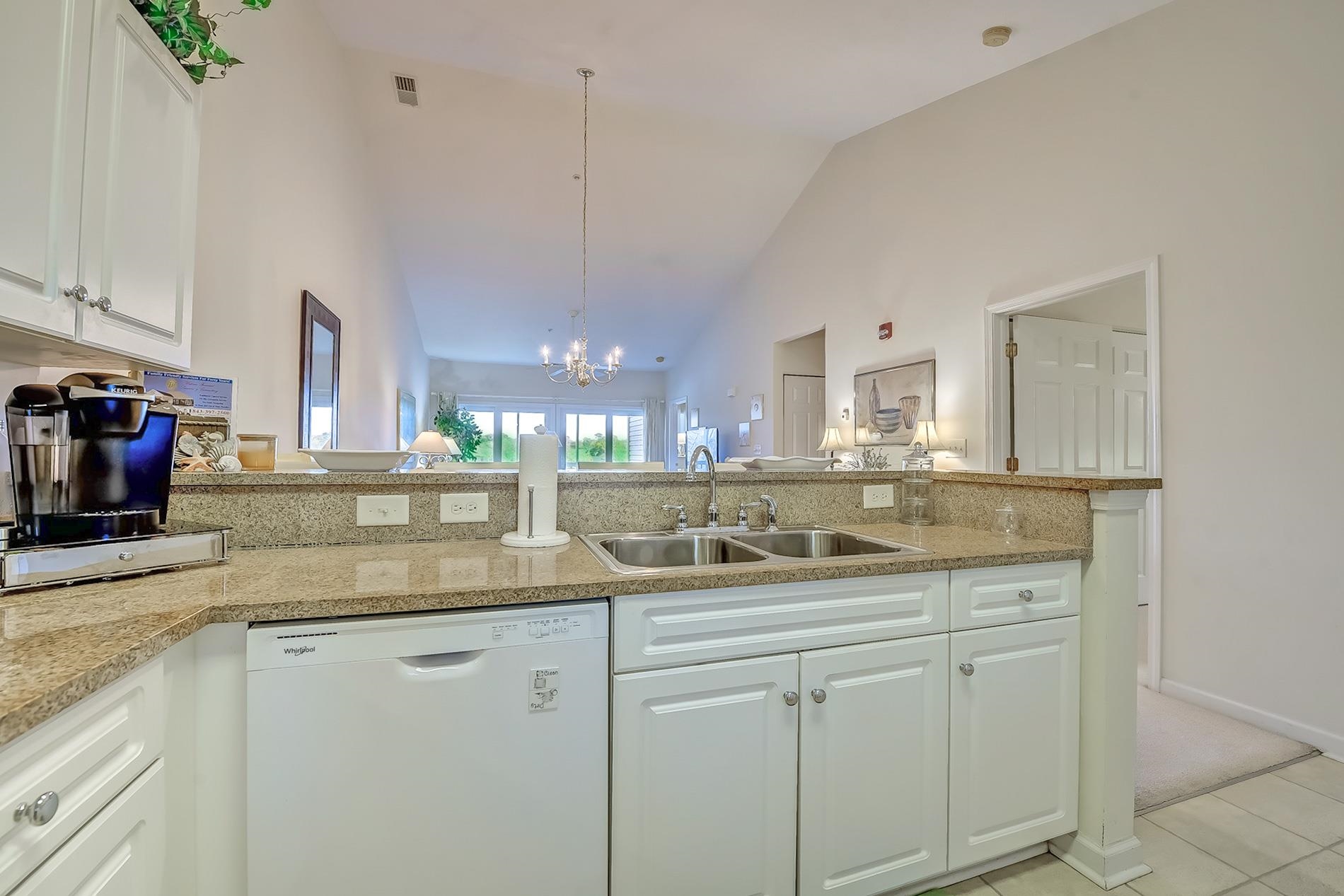 601 Hillside Dr. 3733