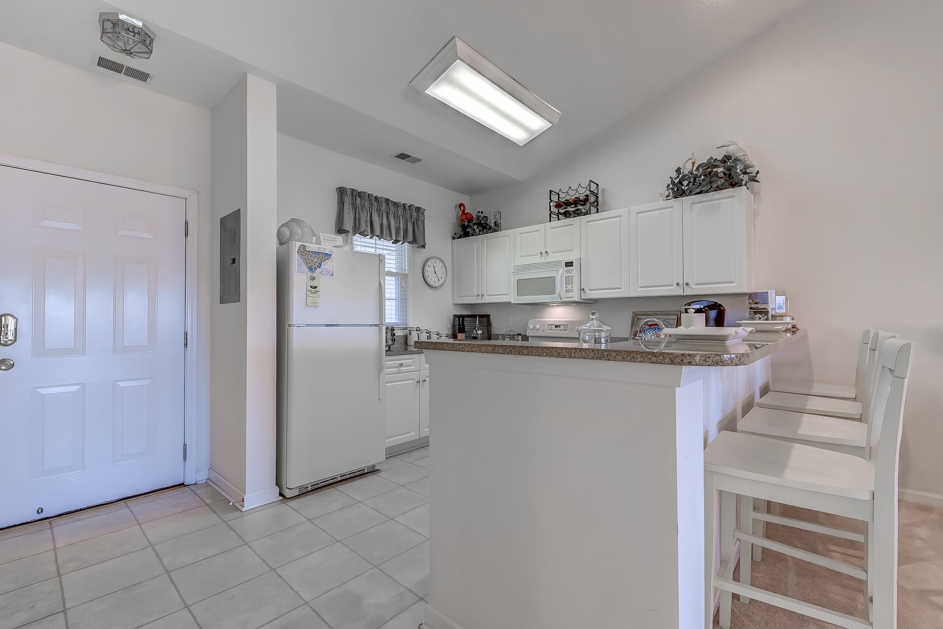 601 Hillside Dr. 3733