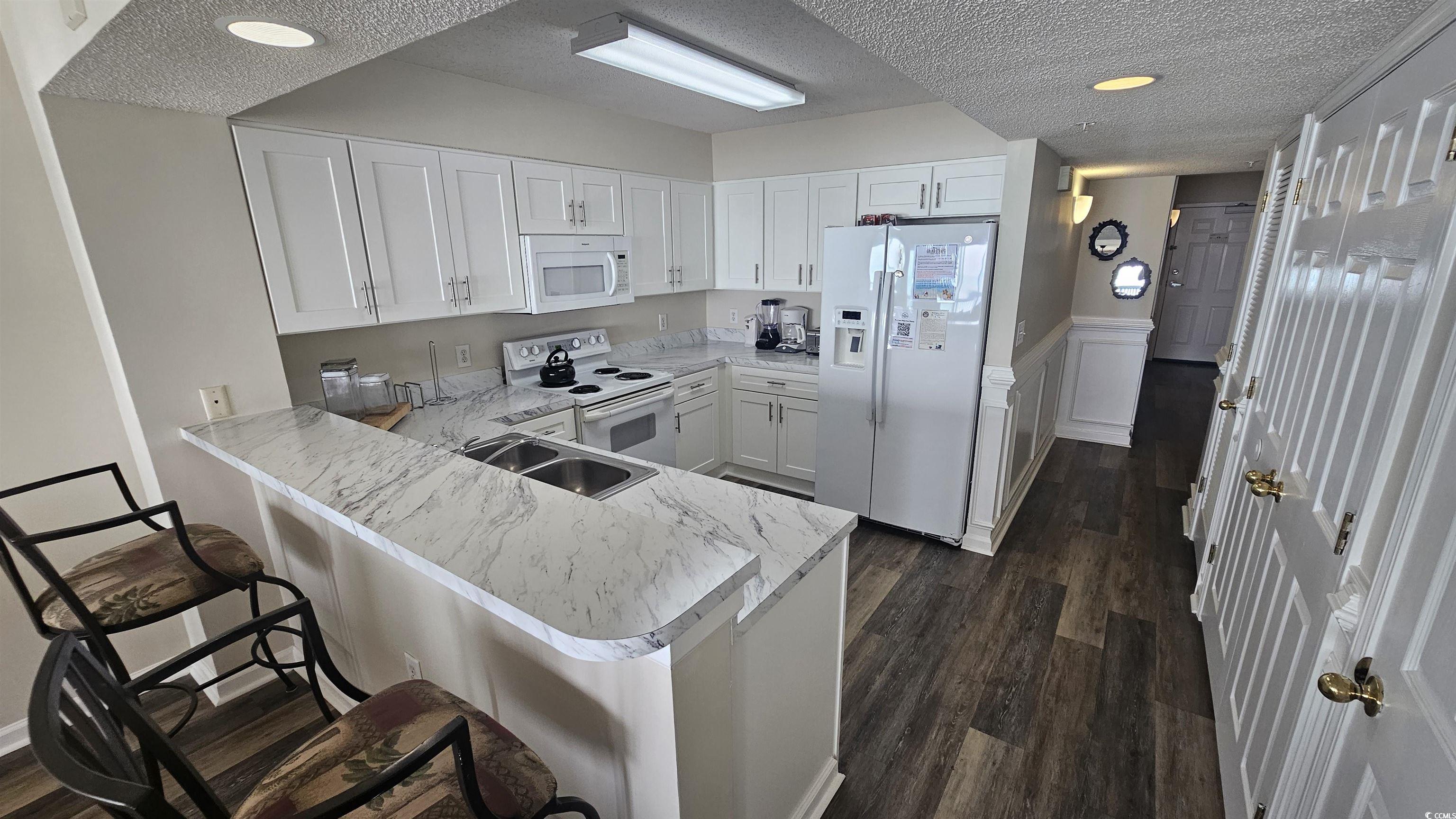 102 N Ocean Blvd. 405
