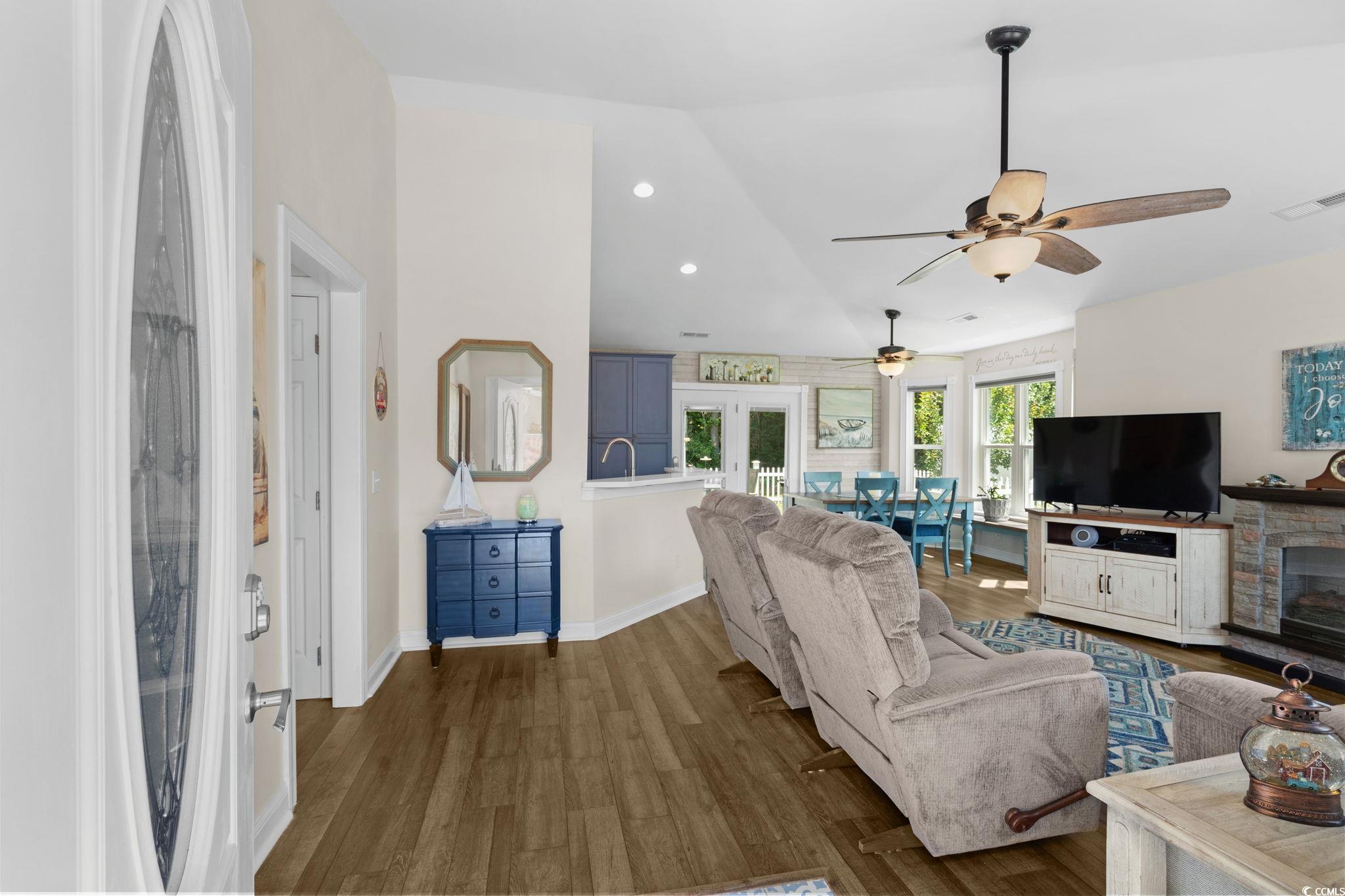 1644 Langley Dr.
