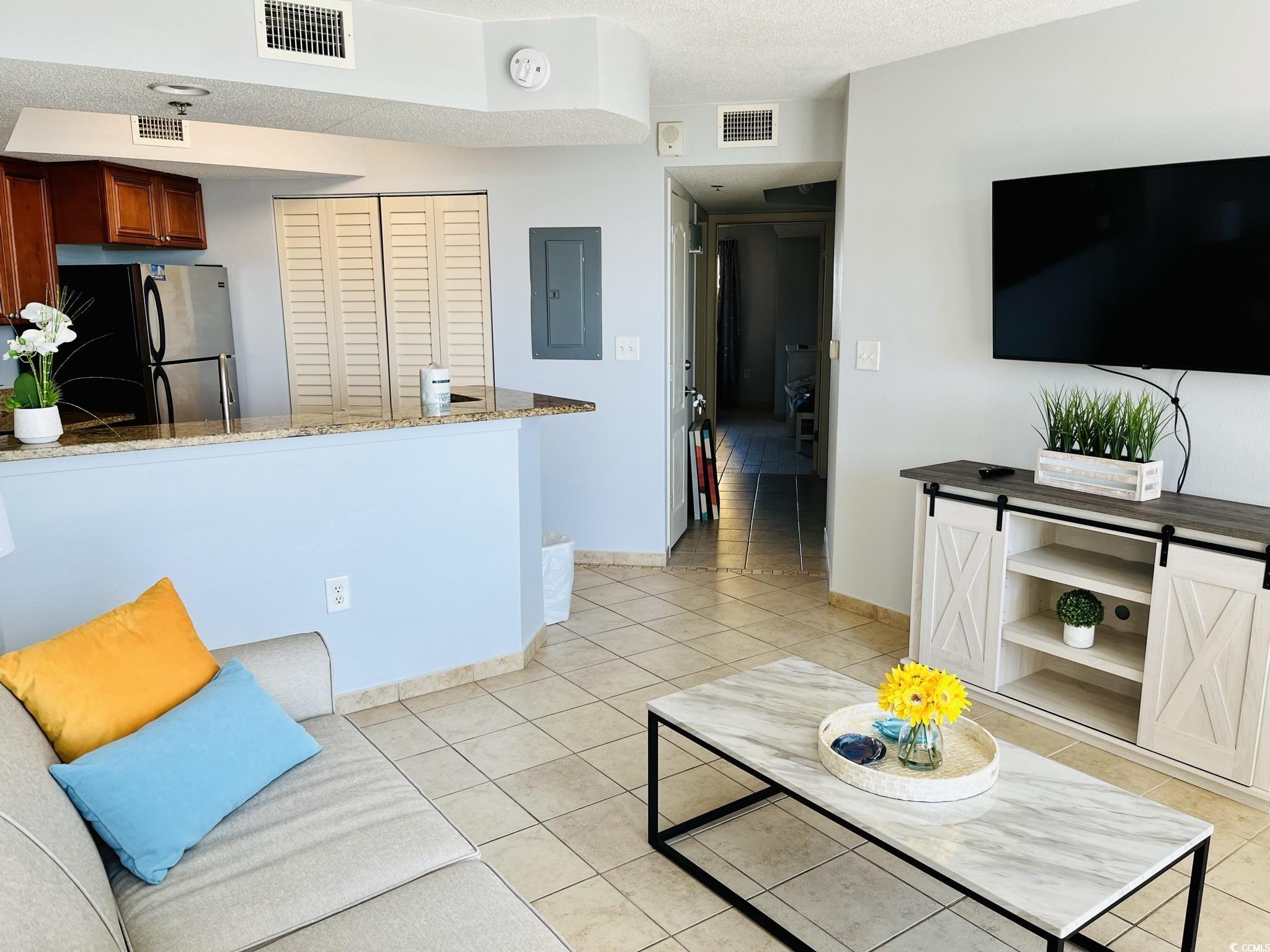 2404 N Ocean Blvd. 635