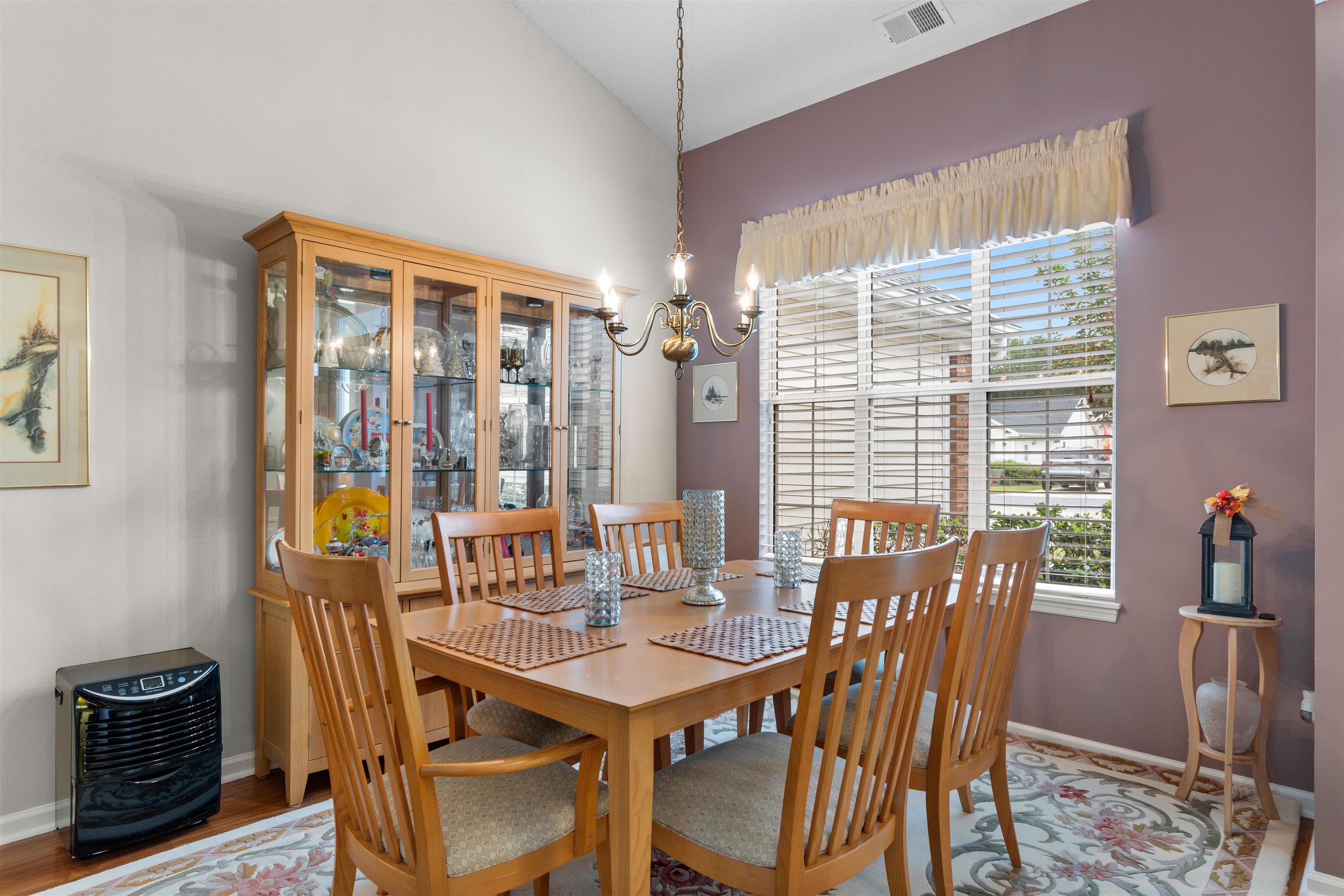 208 Beechwood Ct.