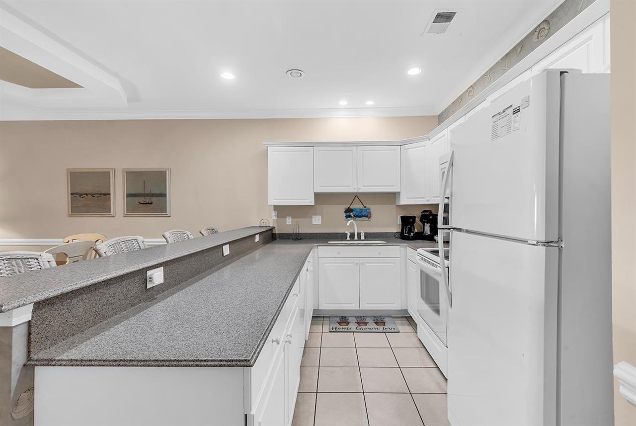 1101 Louise Costin Ln. 1307