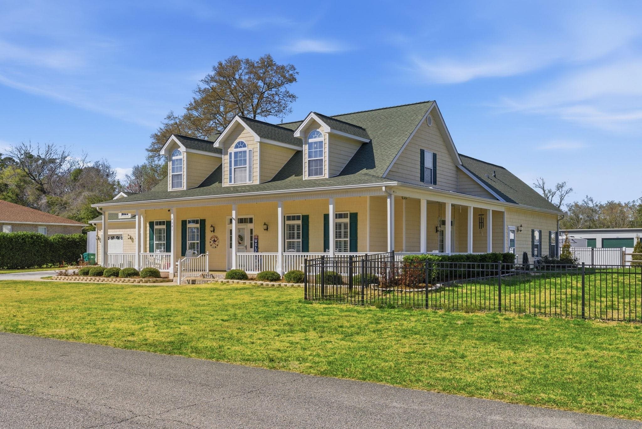 4241 Graystone Blvd.