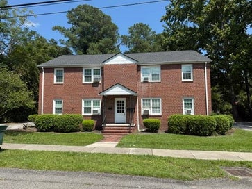 800 Burroughs St. Conway SC 29526