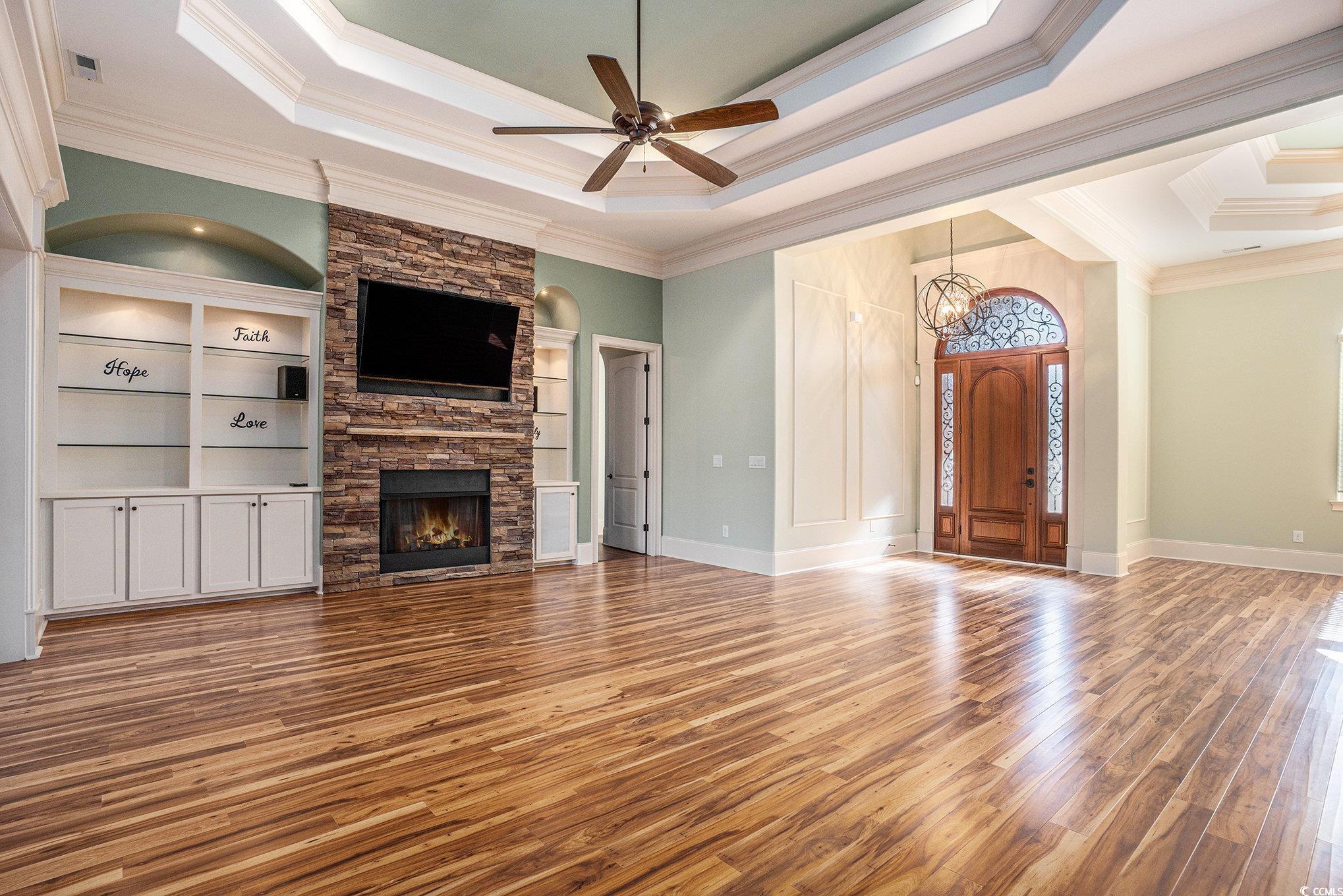 9285 Bellasera Circle