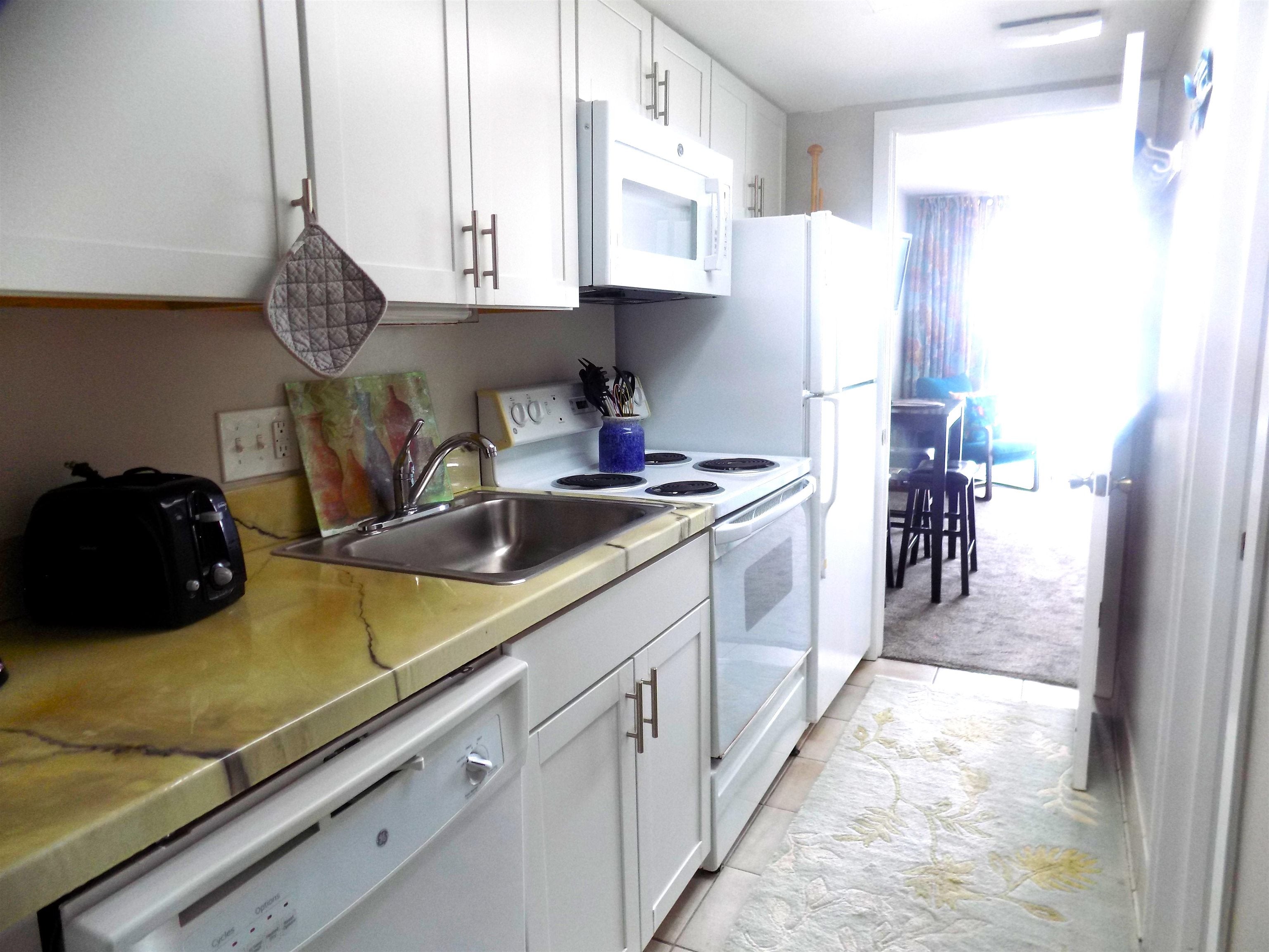 161 Seawatch Dr. 1108