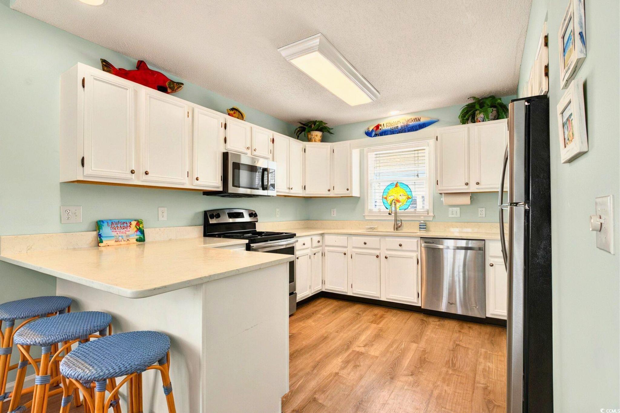 6 Indigo Ct.