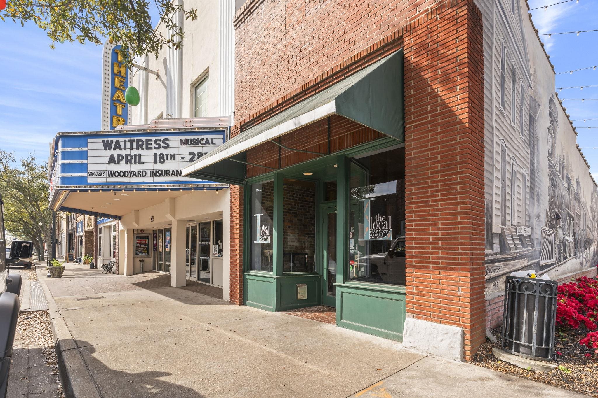 337 Main St. Historic Downtown