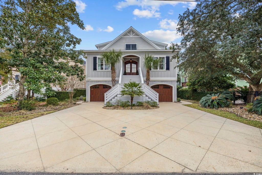 Photo of 636 N Creekside Dr, Murrells Inlet, SC 29576 (MLS # 2529429)