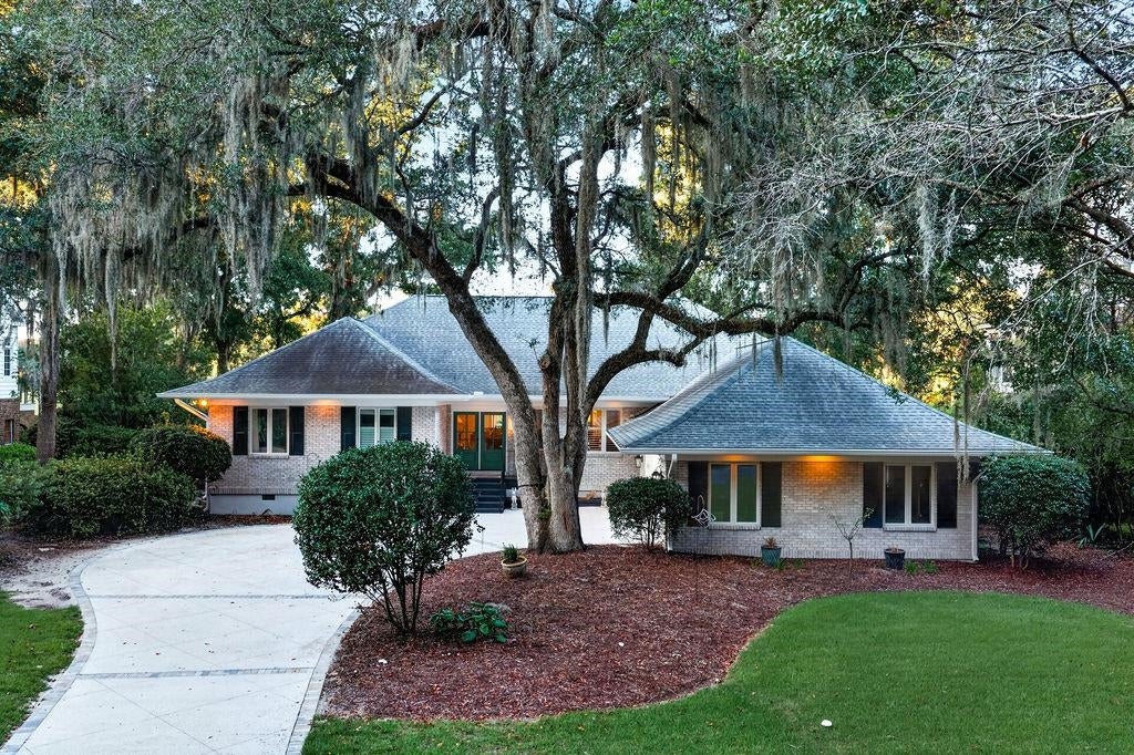 Photo of 133 Blue Heron Rd, Georgetown, SC 29440 (MLS # 2623179)