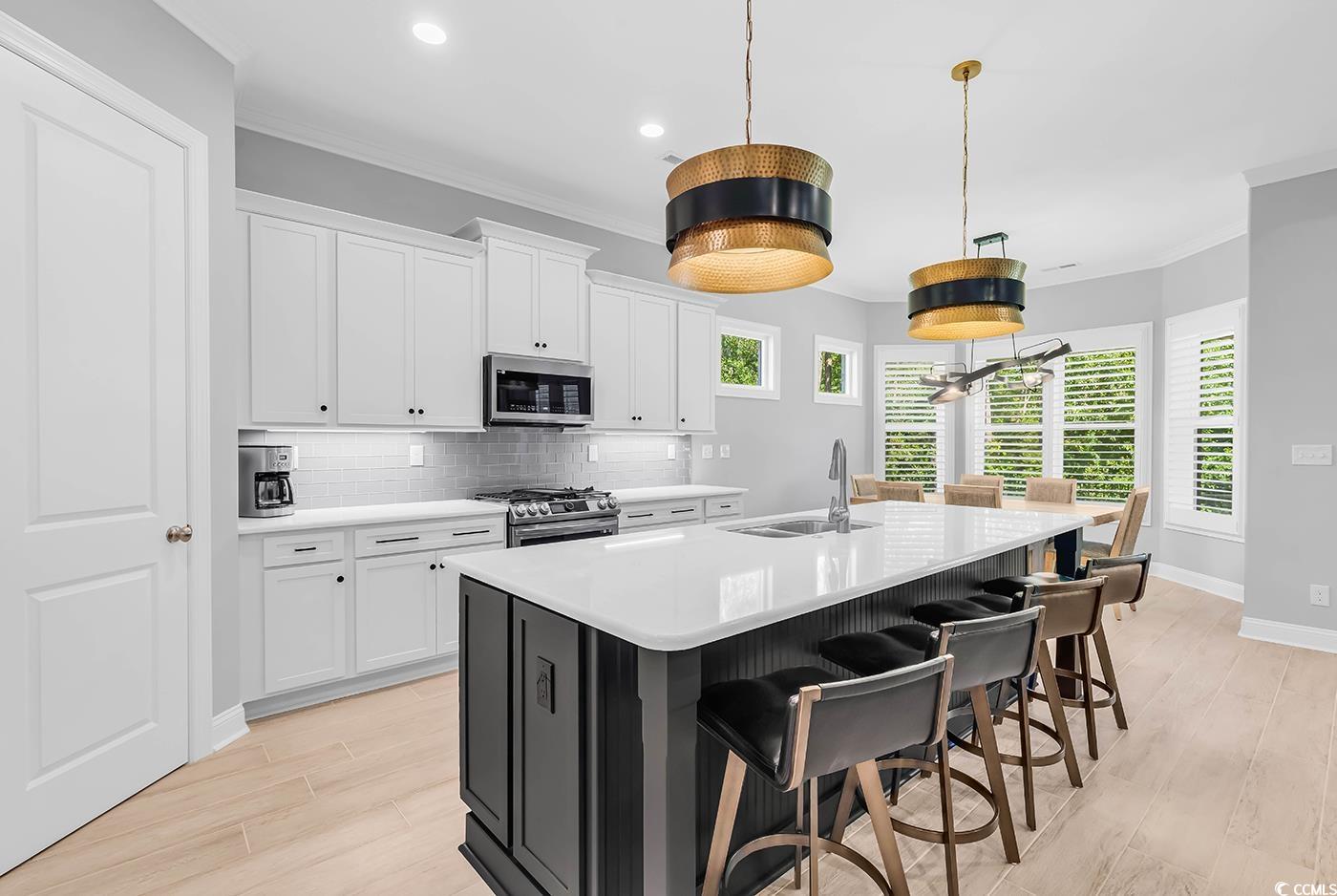 8346 Cape Dutch Loop